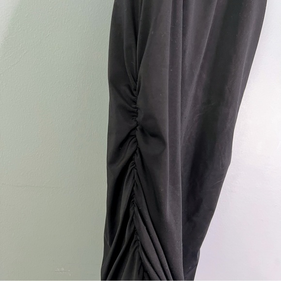 Rampage Y2K Era Black Halter Top with Gold Color Chain Straps Size Small - Picture 3 of 6